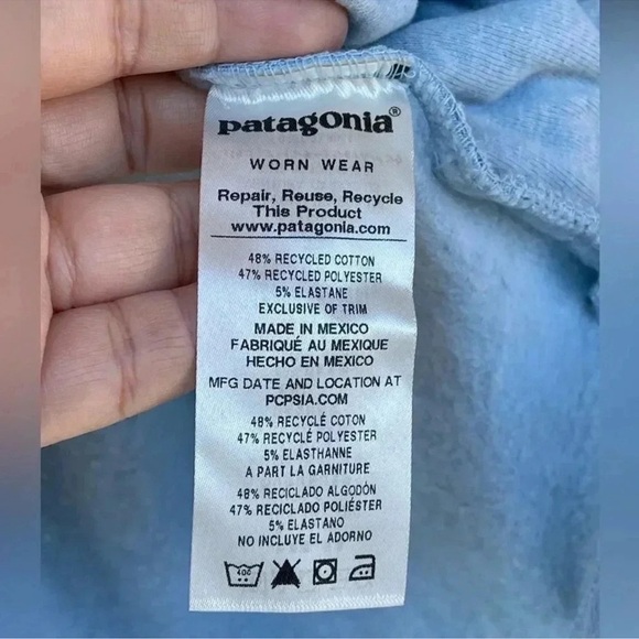 PATAGONIA Pastel P-6 Logo Uprisal
Hoodie XS - Picture 12 of 14